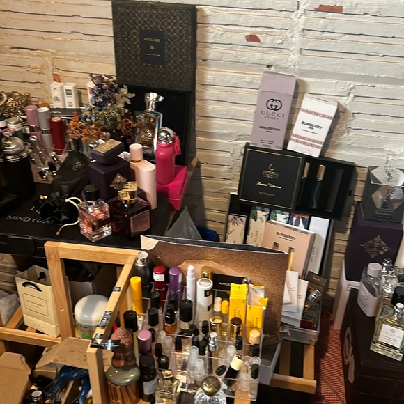 Parfums de Marly ORIANA women’s fragrance. Almost full rarely used - Picture 4 of 5